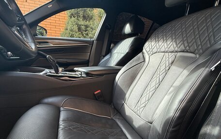 BMW 5 серия, 2019 год, 4 500 000 рублей, 5 фотография