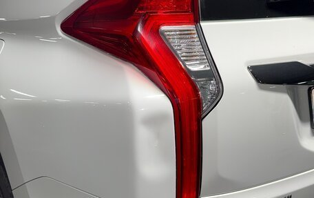 Mitsubishi Pajero Sport III рестайлинг, 2019 год, 3 300 000 рублей, 5 фотография