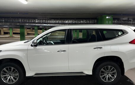 Mitsubishi Pajero Sport III рестайлинг, 2019 год, 3 300 000 рублей, 3 фотография