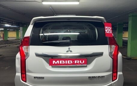 Mitsubishi Pajero Sport III рестайлинг, 2019 год, 3 300 000 рублей, 6 фотография