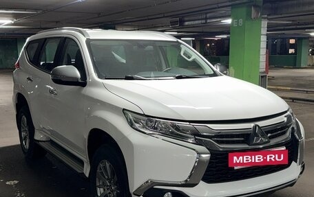 Mitsubishi Pajero Sport III рестайлинг, 2019 год, 3 300 000 рублей, 9 фотография