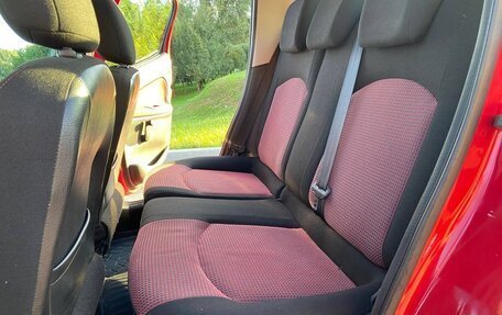 Peugeot 206, 2002 год, 345 000 рублей, 18 фотография