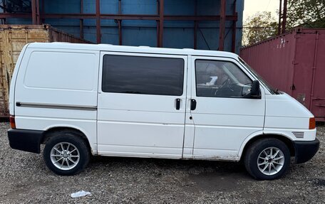 Volkswagen Transporter T4, 2000 год, 620 000 рублей, 4 фотография
