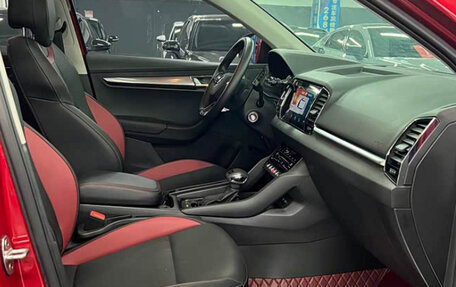 Skoda Karoq I, 2022 год, 2 170 000 рублей, 10 фотография