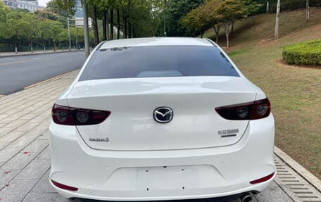 Mazda 3, 2022 год, 1 160 000 рублей, 8 фотография