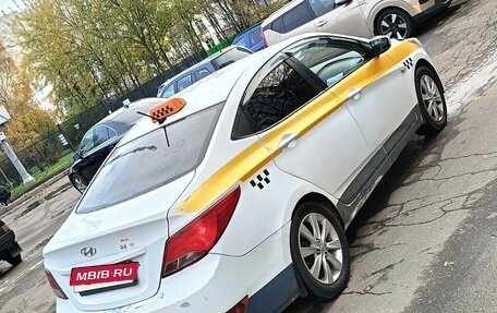 Hyundai Solaris II рестайлинг, 2015 год, 480 000 рублей, 4 фотография