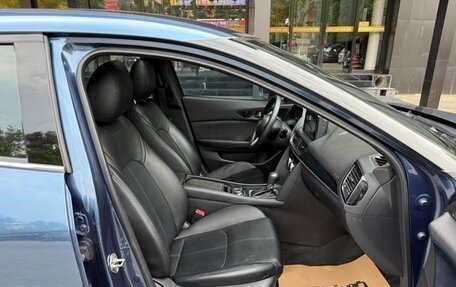 Mazda CX-4, 2021 год, 1 900 000 рублей, 23 фотография