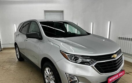 Chevrolet Equinox III, 2019 год, 1 980 000 рублей, 1 фотография