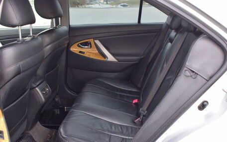 Toyota Camry, 2007 год, 1 150 000 рублей, 18 фотография