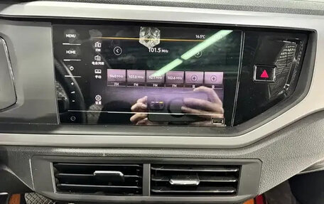 Volkswagen Polo, 2021 год, 1 335 000 рублей, 10 фотография