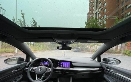 Volkswagen Golf VIII, 2022 год, 1 385 000 рублей, 7 фотография