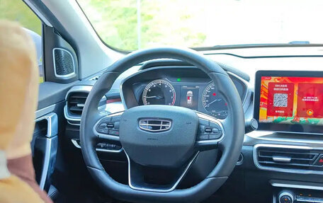 Geely Coolray I, 2022 год, 1 050 000 рублей, 12 фотография