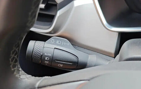 Geely Coolray I, 2022 год, 1 050 000 рублей, 16 фотография