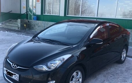 Hyundai Avante, 2011 год, 1 050 000 рублей, 2 фотография