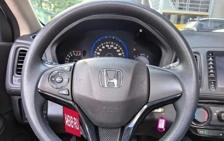 Honda Vezel, 2022 год, 1 228 000 рублей, 11 фотография