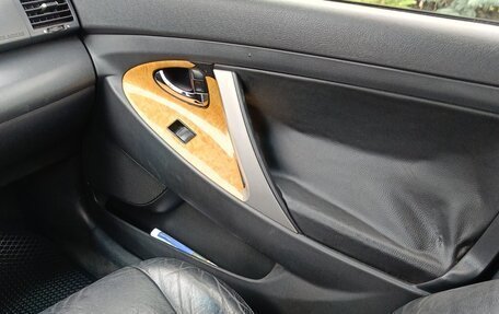 Toyota Camry, 2006 год, 830 000 рублей, 13 фотография