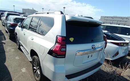 Toyota Land Cruiser Prado 150 рестайлинг 2, 2020 год, 4 200 333 рублей, 3 фотография