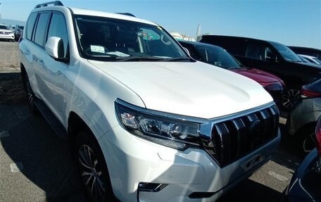 Toyota Land Cruiser Prado 150 рестайлинг 2, 2020 год, 4 200 333 рублей, 2 фотография