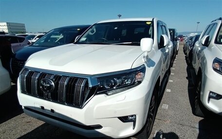 Toyota Land Cruiser Prado 150 рестайлинг 2, 2022 год, 4 500 333 рублей, 5 фотография