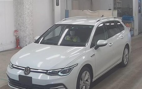 Volkswagen Golf VIII, 2022 год, 1 580 000 рублей, 4 фотография
