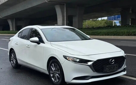 Mazda 3, 2022 год, 1 240 000 рублей, 3 фотография