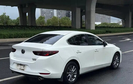 Mazda 3, 2022 год, 1 240 000 рублей, 5 фотография