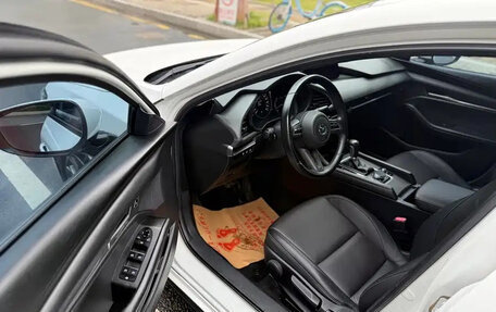 Mazda 3, 2022 год, 1 240 000 рублей, 8 фотография