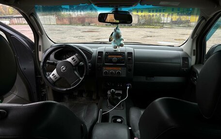 Nissan Navara (Frontier), 2007 год, 800 000 рублей, 11 фотография