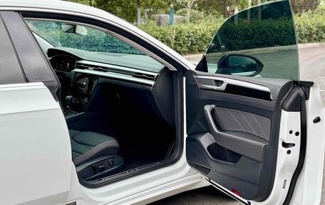 Volkswagen Passat CC, 2021 год, 2 120 000 рублей, 15 фотография