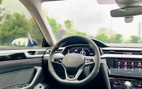 Volkswagen Passat CC, 2021 год, 2 120 000 рублей, 10 фотография