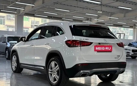 Mercedes-Benz GLA, 2022 год, 1 960 000 рублей, 6 фотография