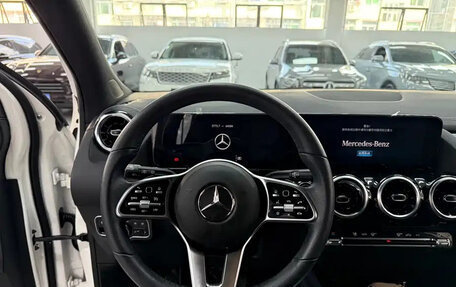 Mercedes-Benz GLA, 2022 год, 1 960 000 рублей, 11 фотография