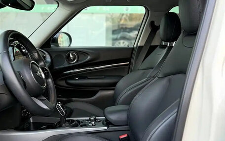 MINI Clubman, 2022 год, 1 890 000 рублей, 11 фотография