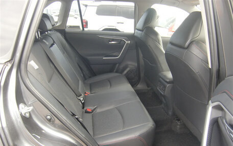 Toyota RAV4, 2022 год, 2 800 333 рублей, 11 фотография