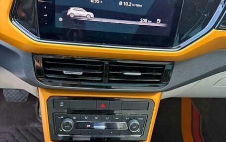 Volkswagen T-Cross I, 2021 год, 1 270 007 рублей, 14 фотография