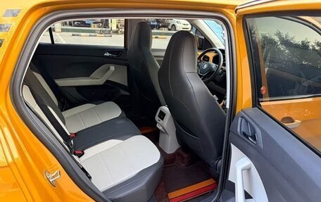 Volkswagen T-Cross I, 2021 год, 1 270 007 рублей, 9 фотография