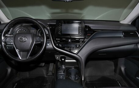 Toyota Camry, 2021 год, 2 520 000 рублей, 7 фотография