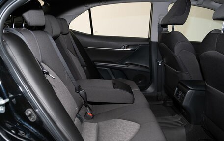 Toyota Camry, 2021 год, 2 520 000 рублей, 9 фотография