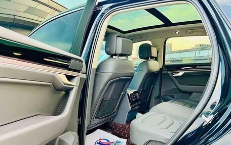 Volkswagen Touareg III, 2022 год, 4 300 000 рублей, 13 фотография