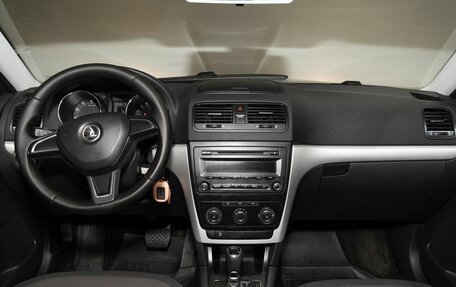 Skoda Yeti I рестайлинг, 2015 год, 1 250 000 рублей, 6 фотография