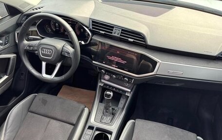 Audi Q3, 2021 год, 2 400 000 рублей, 8 фотография