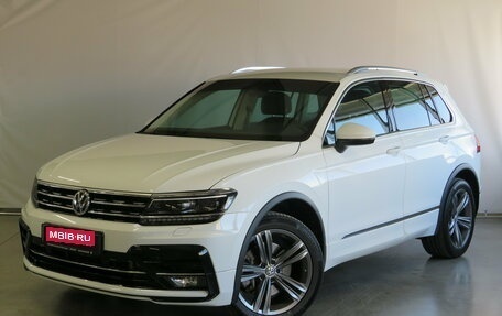 Volkswagen Tiguan II, 2017 год, 2 800 000 рублей, 1 фотография