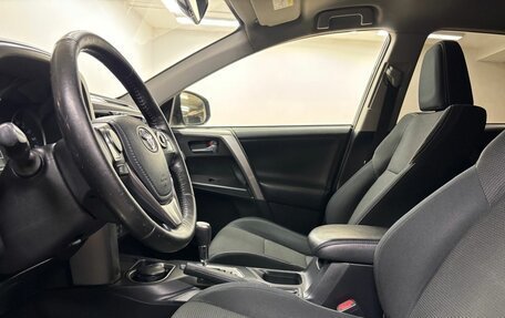 Toyota RAV4, 2016 год, 2 095 000 рублей, 10 фотография