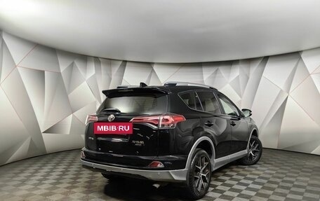 Toyota RAV4, 2017 год, 2 193 000 рублей, 2 фотография