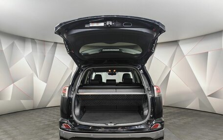 Toyota RAV4, 2017 год, 2 193 000 рублей, 18 фотография