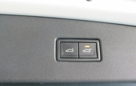 Volkswagen Tiguan II, 2017 год, 2 800 000 рублей, 11 фотография