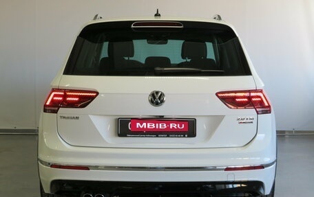 Volkswagen Tiguan II, 2017 год, 2 800 000 рублей, 13 фотография