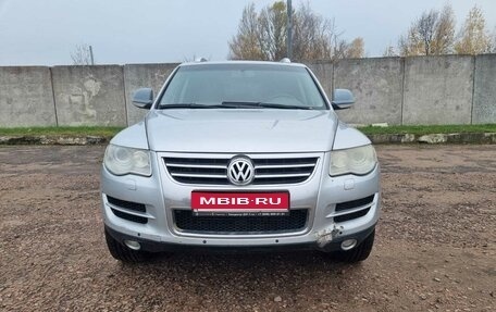 Volkswagen Touareg III, 2008 год, 930 000 рублей, 1 фотография