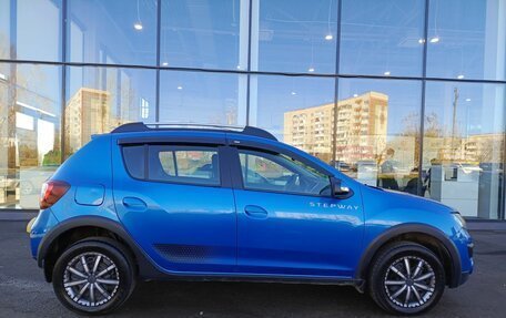 Renault Sandero II рестайлинг, 2018 год, 949 800 рублей, 5 фотография