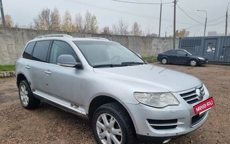 Volkswagen Touareg III, 2008 год, 930 000 рублей, 2 фотография